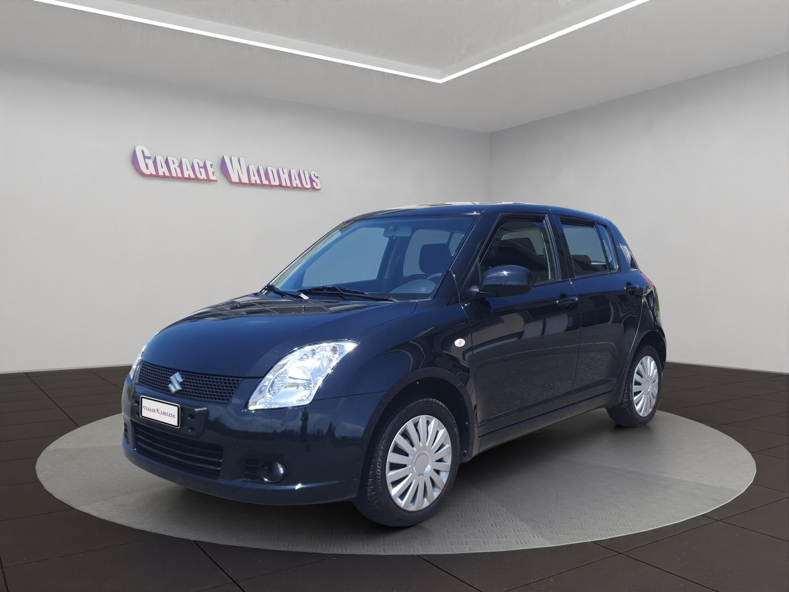 SUZUKI Swift 1.3i 16V GL Top 4x4