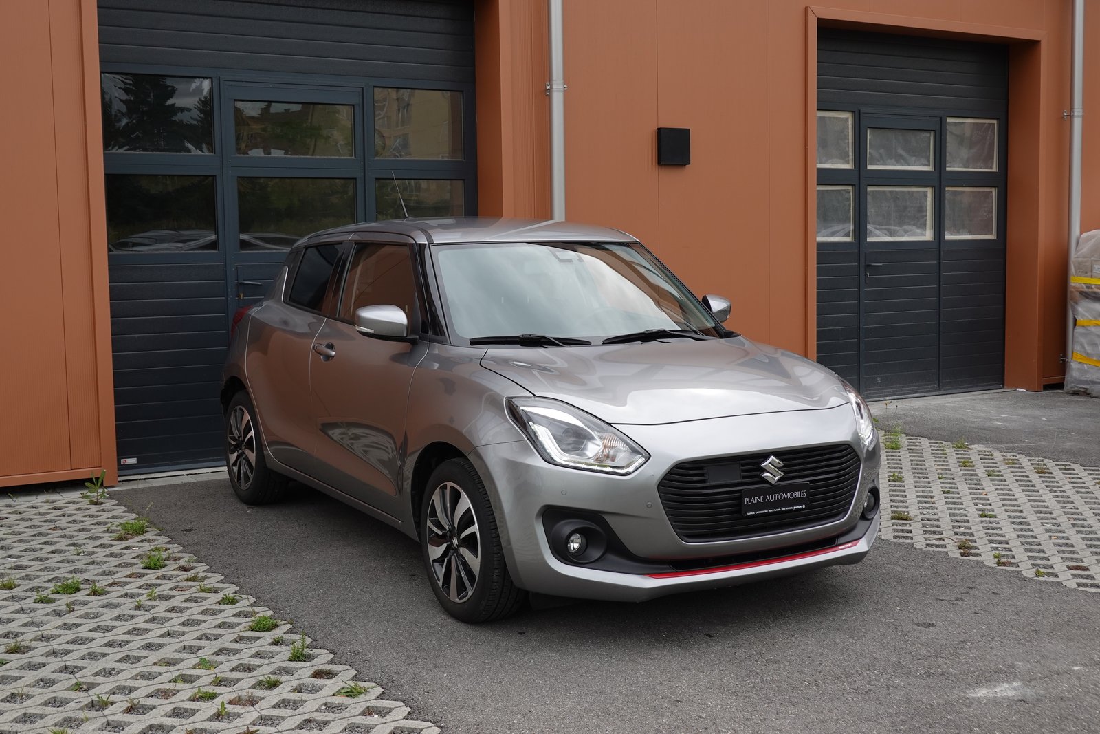 SUZUKI Swift 1.0 12V Compact Top Automatic - CH Auto * Keyle, Benzin, Occasion / Gebraucht, Automatik - 3