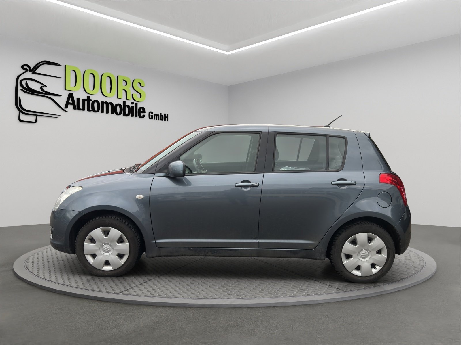 SUZUKI Swift 1.3i 16V GL Top 4x4, Benzin, Occasion / Gebraucht, Handschaltung - 7