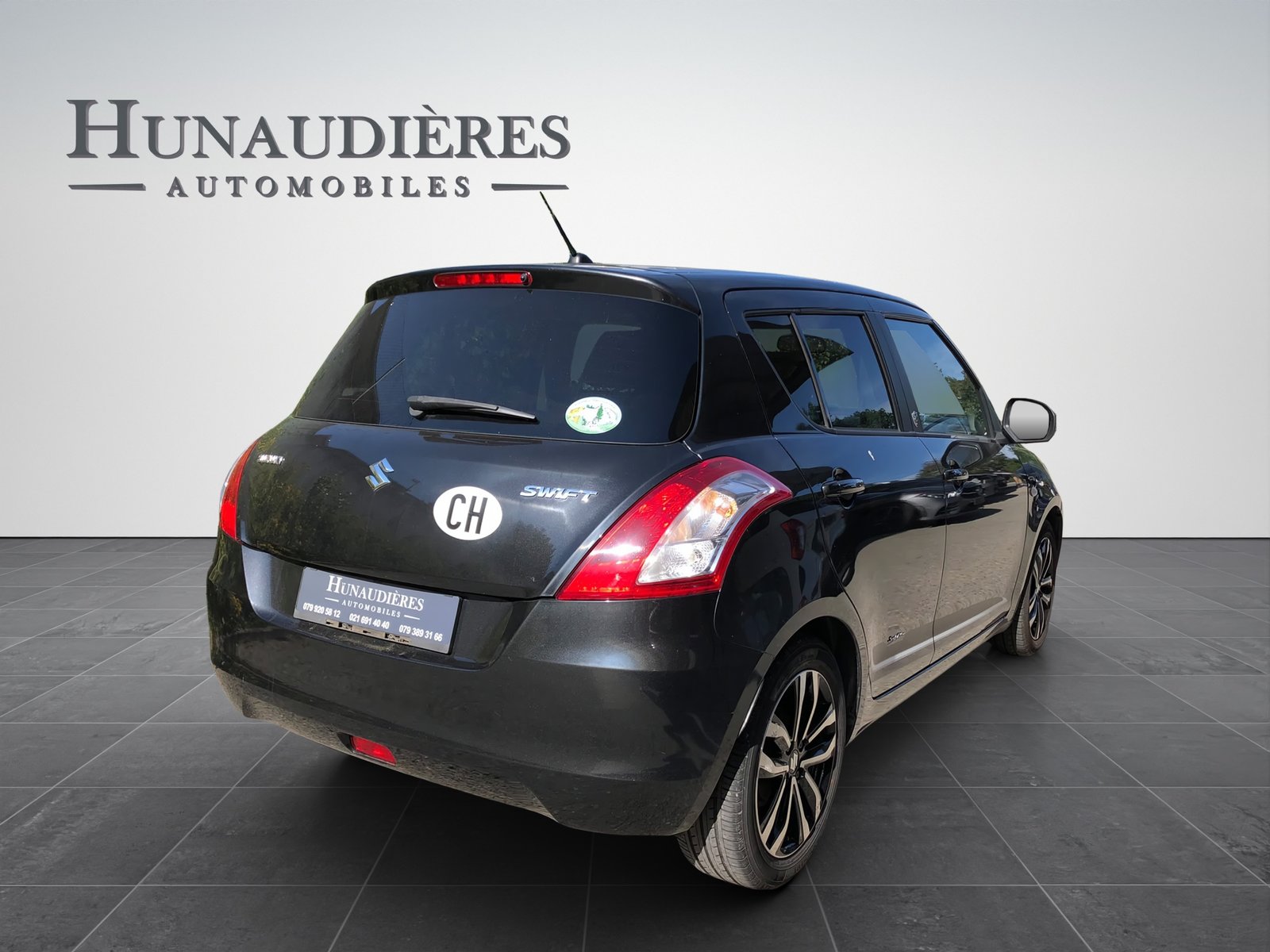 SUZUKI Swift 1.2i 16V Sergio Cellano, Petrol, Second hand / Used, Manual - 2