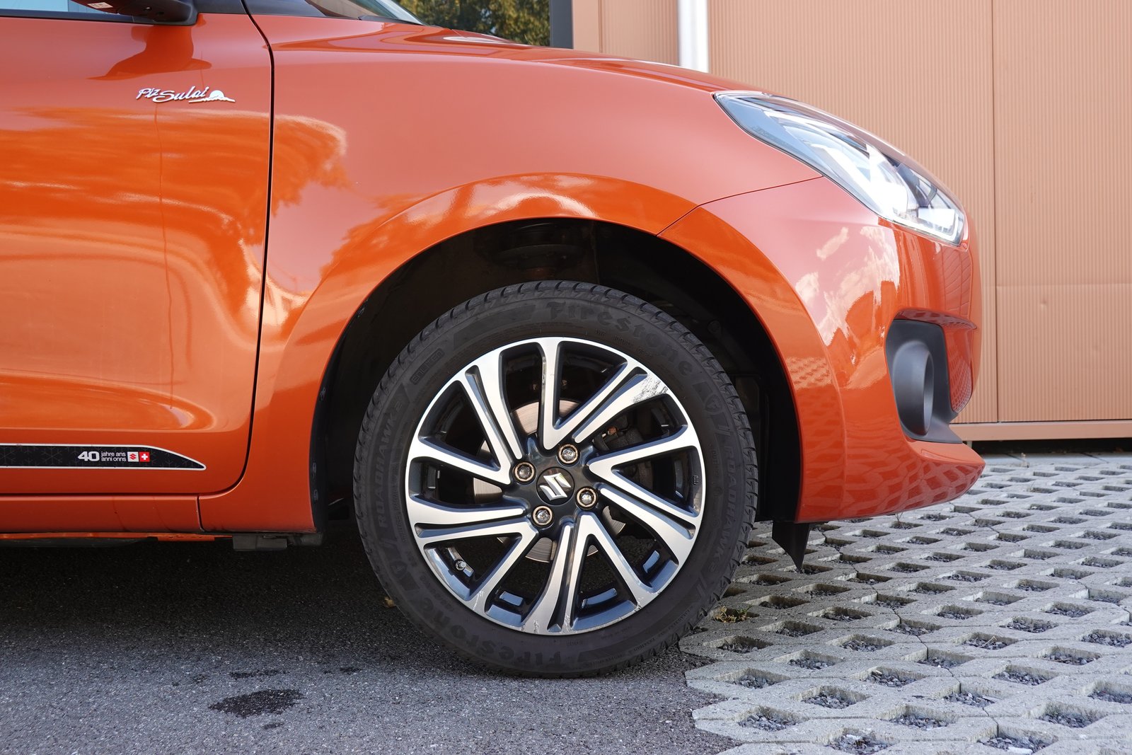 SUZUKI Swift 1.2i Piz Sulai Top Hybrid Allgrip 4x4 CH Auto *, Mild-Hybrid Petrol/Electric, Second hand / Used, Manual - 5