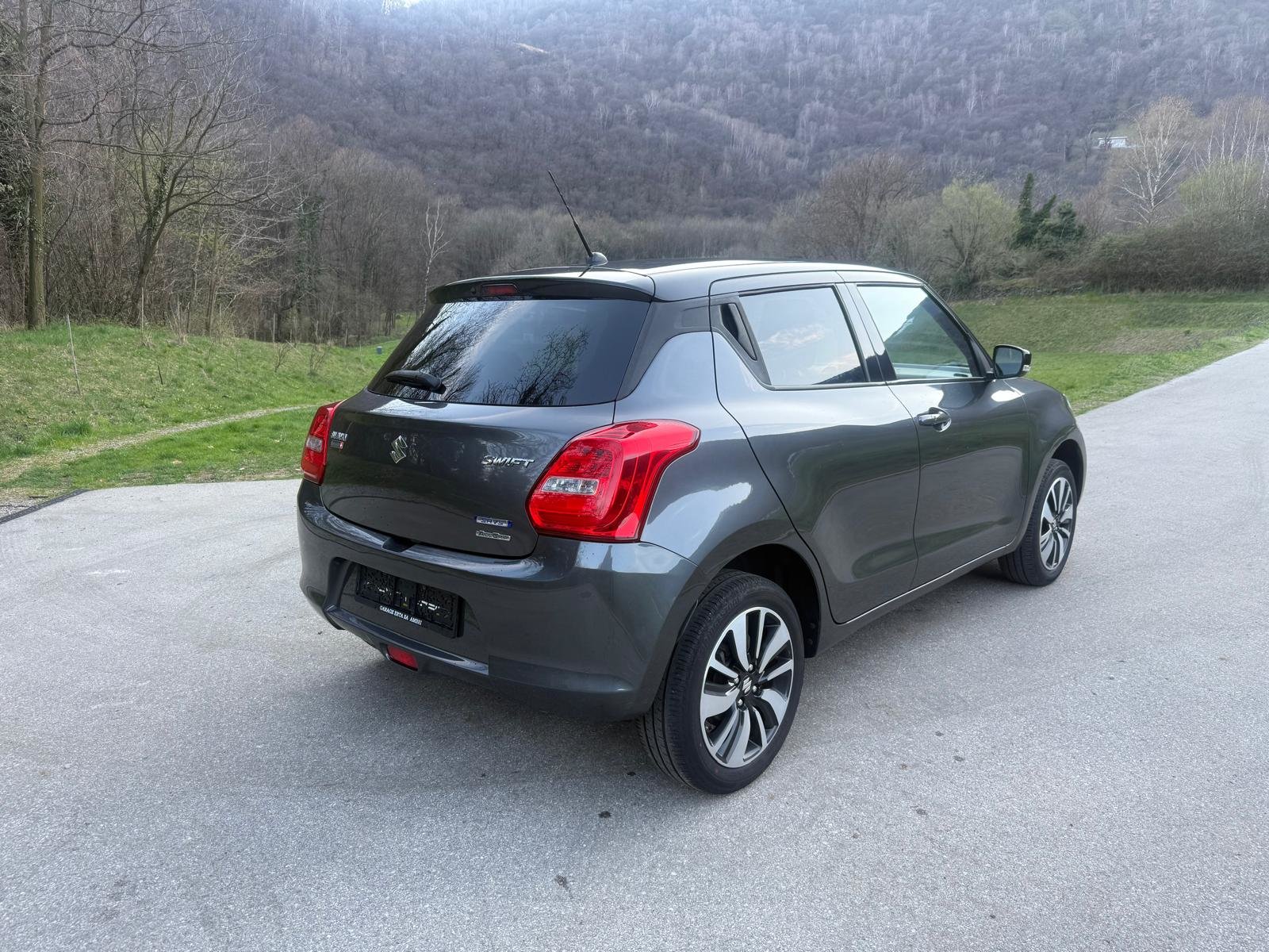 SUZUKI Swift 1.2i 16V SHVS Compact Top Hybrid Allgrip 4x4, Hybride Léger Essence/Électricité, Occasion / Utilisé, Manuelle - 5