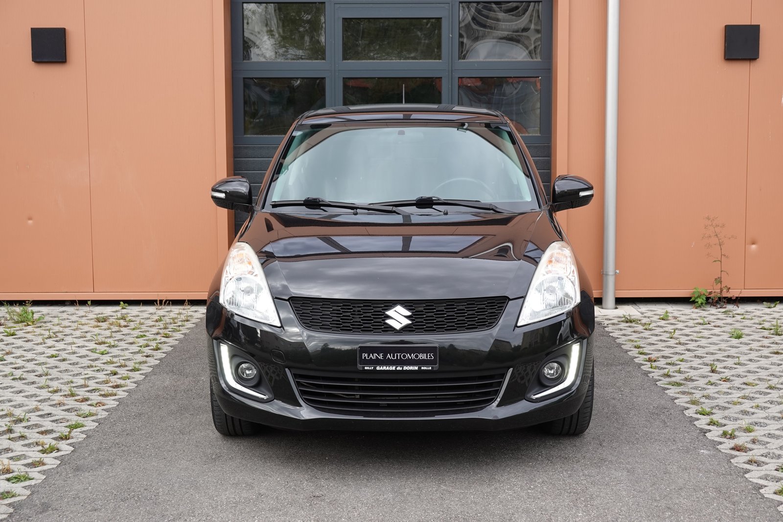 SUZUKI Swift 1.2i 16V GL Sergio Cellano 4x4, Petrol, Second hand / Used, Manual - 2
