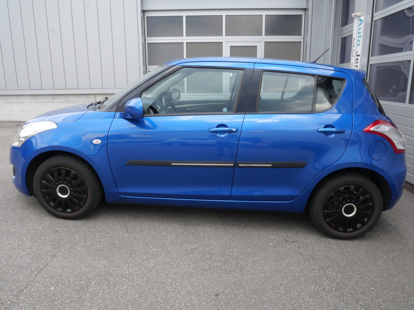 SUZUKI Swift 1.2i 16V GL Top *Facelift, 8-Räder, MFK 07.26*, Benzin, Occasion / Gebraucht, Handschaltung - 2