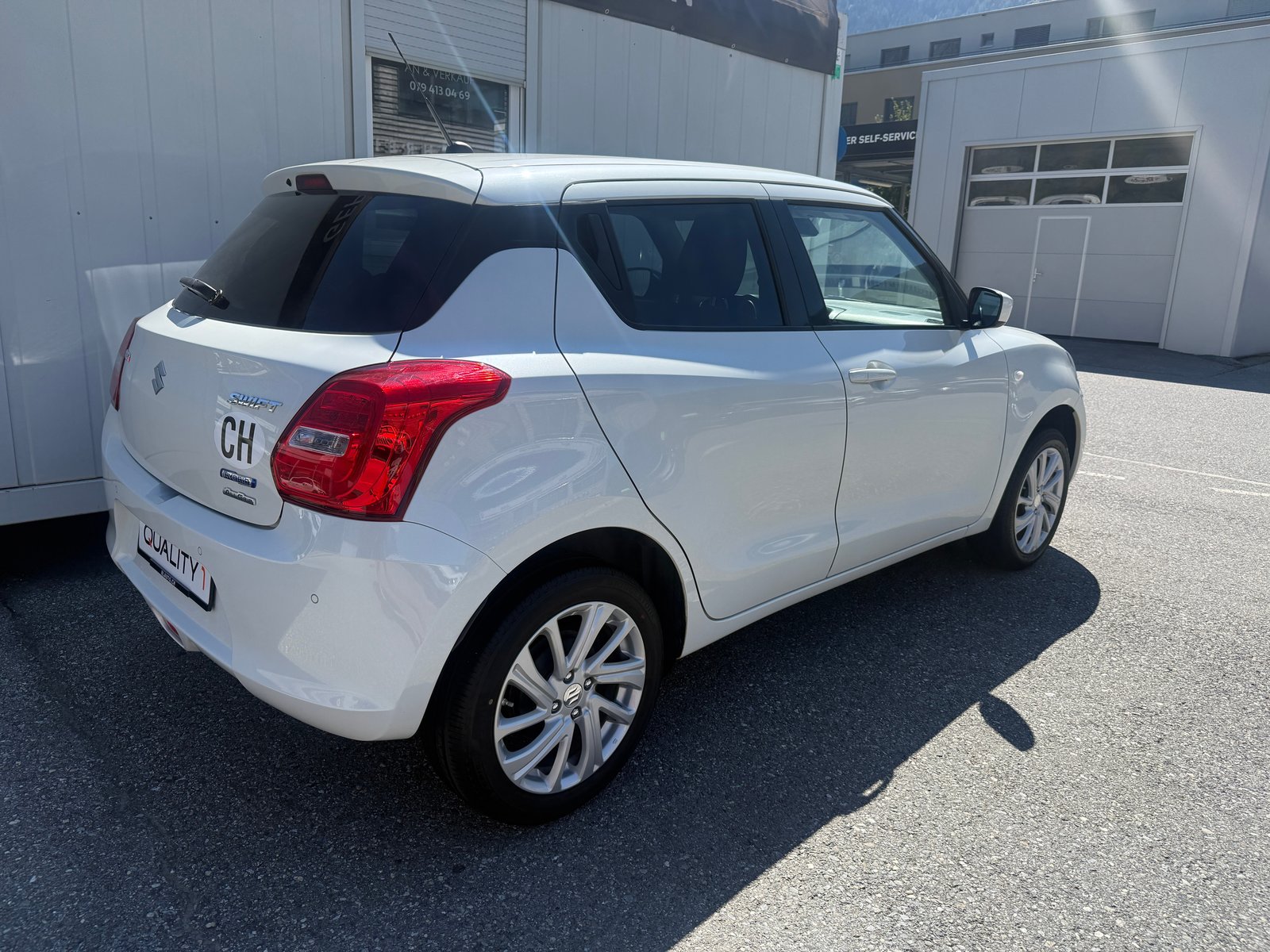 SUZUKI Swift 1.2i Piz Sulai Top Hybrid Allgrip 4x4 *1. HAND*, Mild-Hybrid Benzin/Elektro, Occasion / Gebraucht, Handschaltung - 4