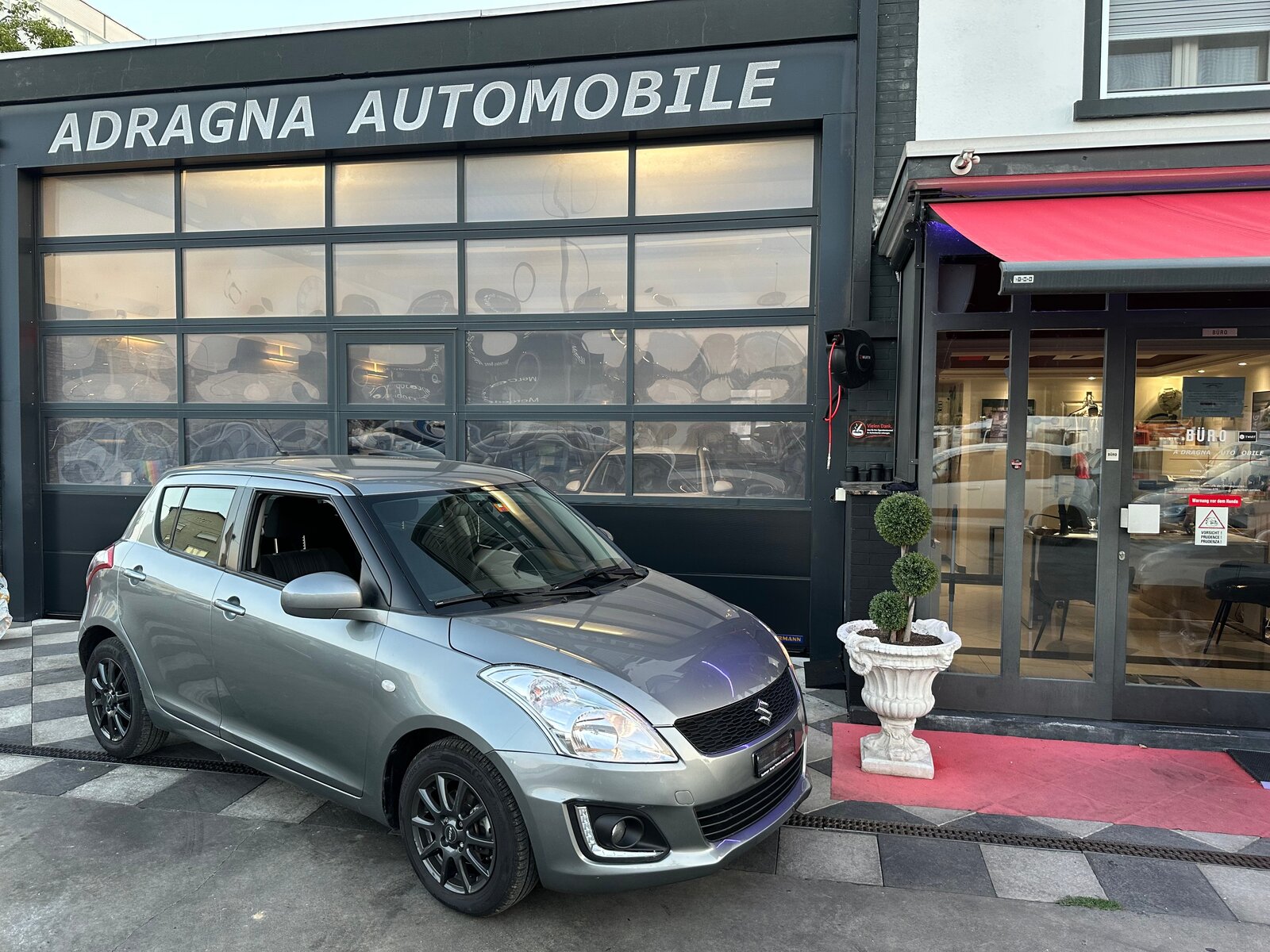SUZUKI Swift 1.2i 16V Compact Top Automatic