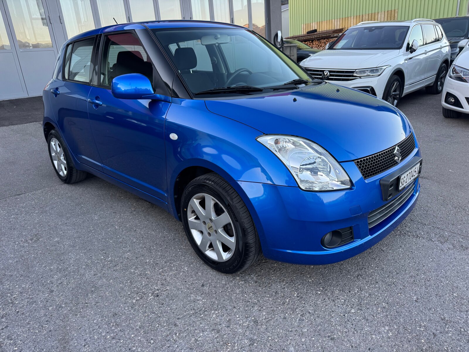 SUZUKI Swift 1.3i 16V GL Top 4x4
