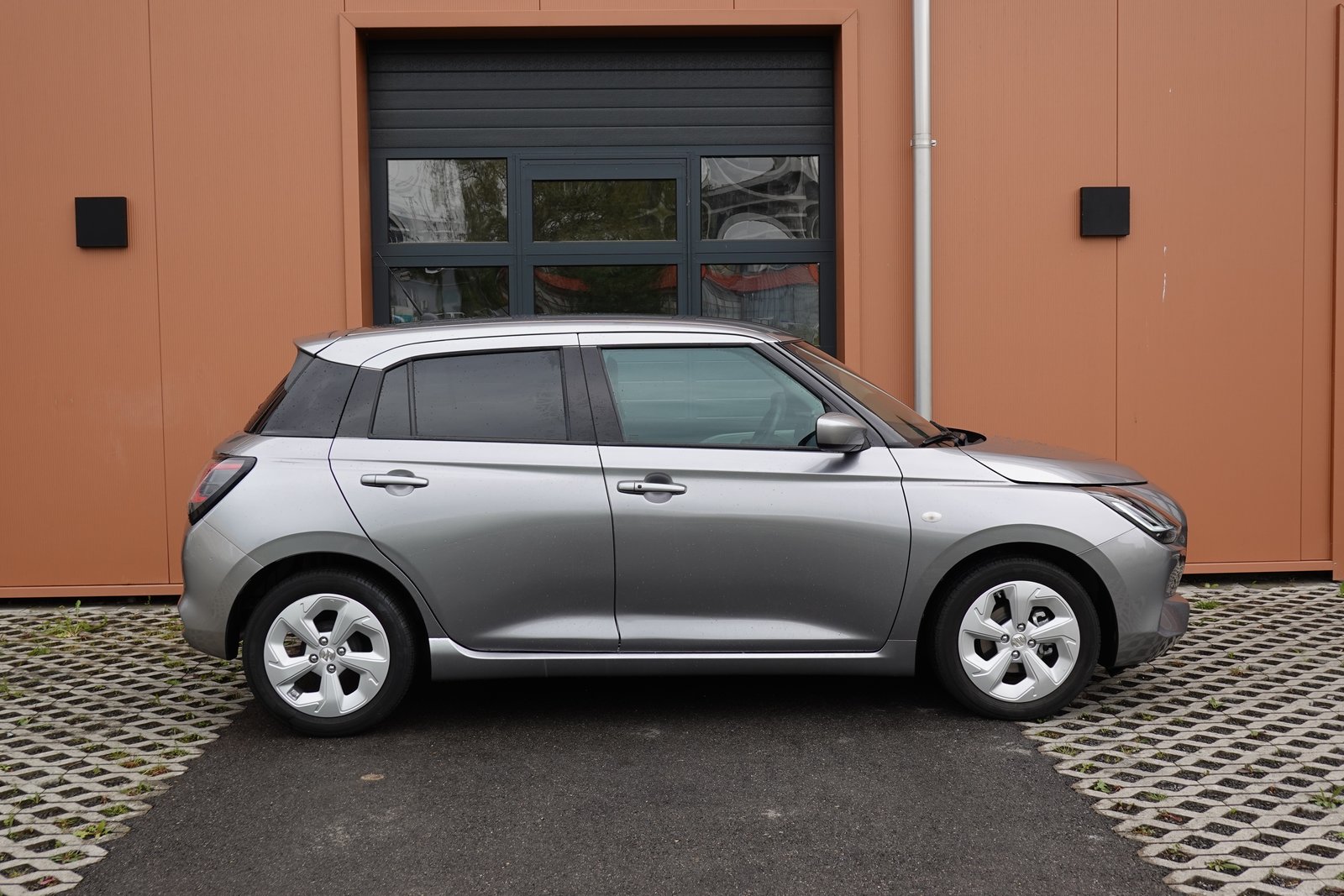 SUZUKI Swift 1.2 Compact+ Hybrid CVT * Tempomat Adapt. * Cam, Hybride Leggero Benzina/Elettrica, Auto dimostrativa, Automatico - 4