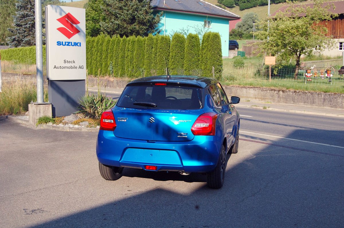 SUZUKI Swift 1.2 Compact Top Hybrid 4x4, Mild-Hybrid Petrol/Electric, New car, Manual - 4