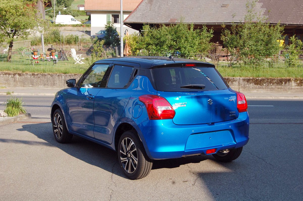 SUZUKI Swift 1.2 Compact Top Hybrid 4x4, Mild-Hybrid Petrol/Electric, New car, Manual - 6