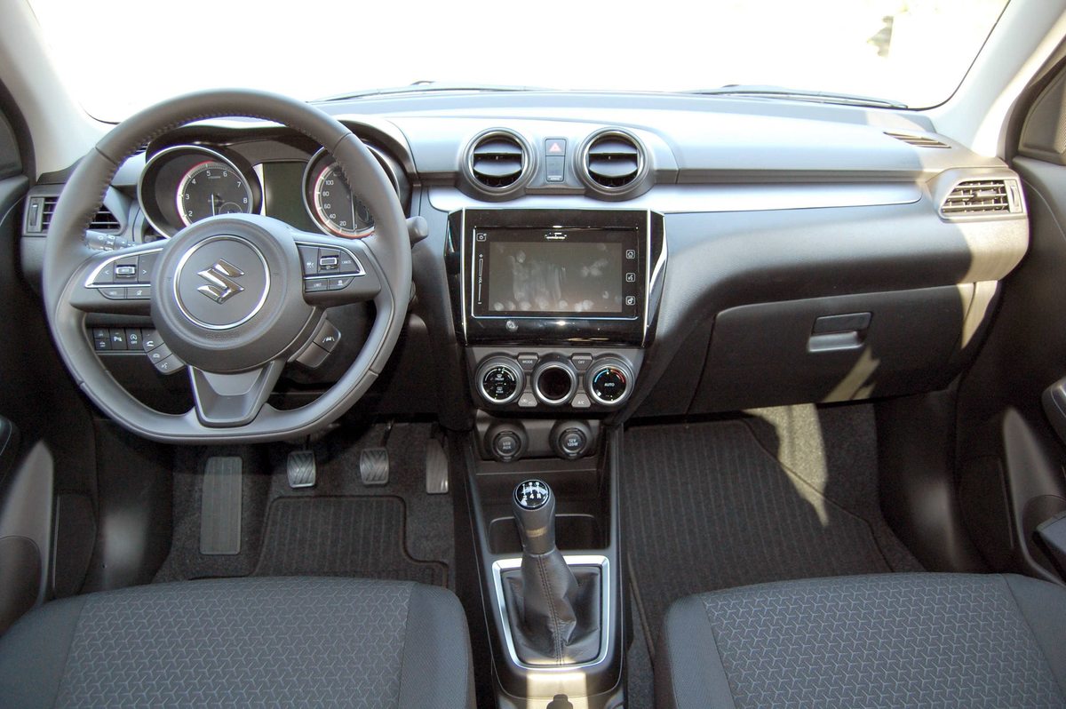SUZUKI Swift 1.2 Compact Top Hybrid 4x4, Mild-Hybrid Petrol/Electric, New car, Manual - 7