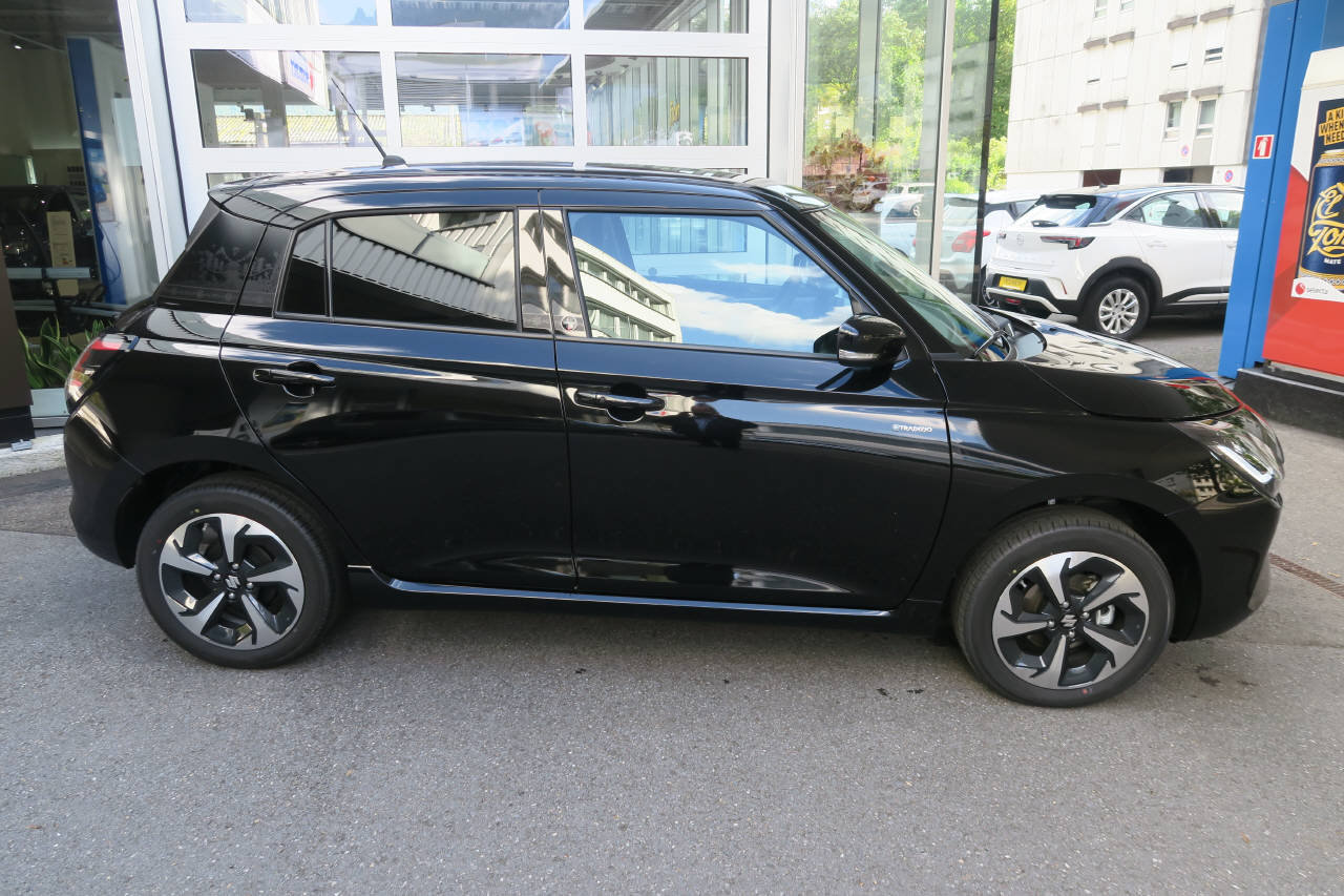 SUZUKI Swift 1.2 Tradizio Top Hybrid 4x4, Hybride Léger Essence/Électricité, Voiture nouvelle, Manuelle - 2