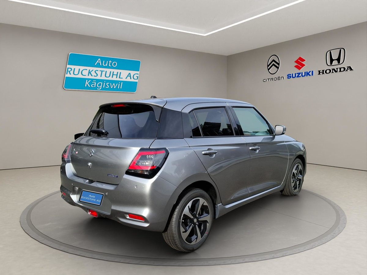 SUZUKI Swift 1.2 Compact Top Hybrid, Hybride Léger Essence/Électricité, Voiture nouvelle, Automatique - 3