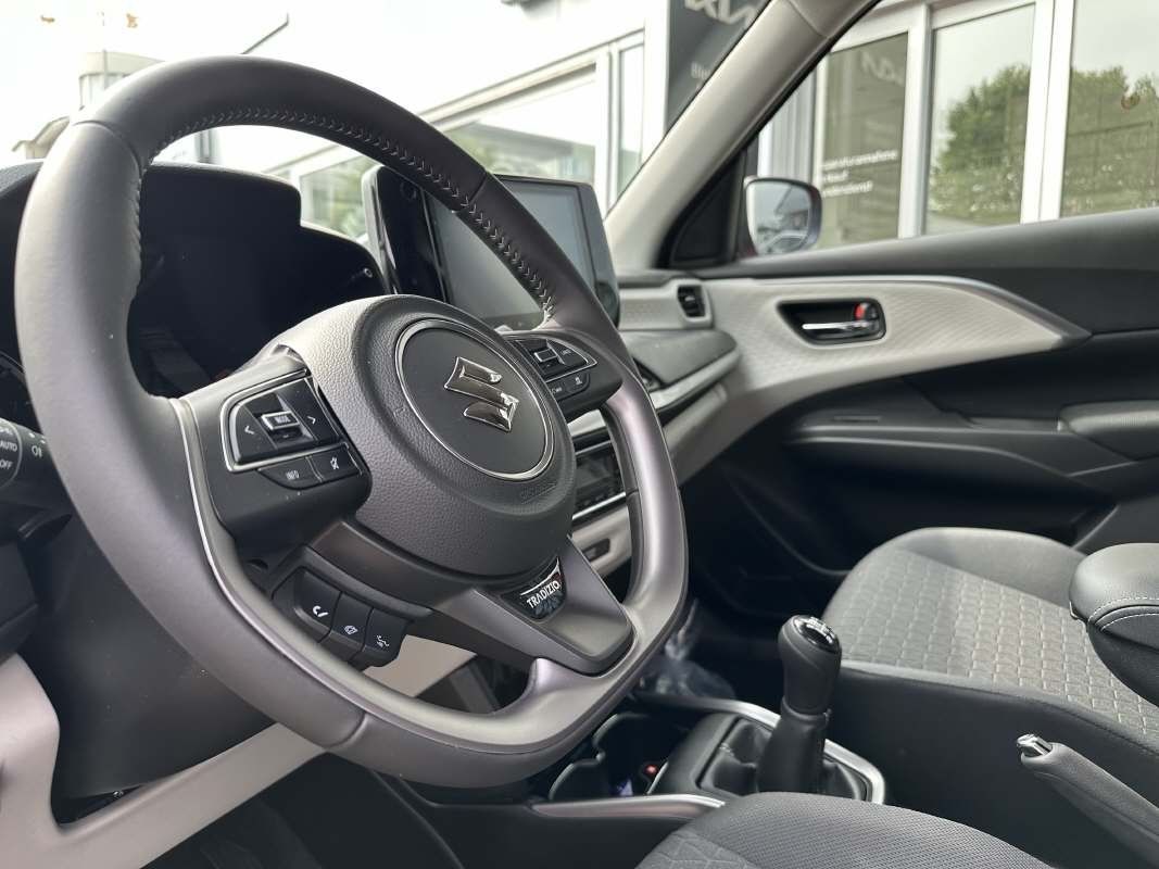 SUZUKI Swift 1.2 Tradizio Top Hybrid 4x4, Hybride Léger Essence/Électricité, Voiture nouvelle, Manuelle - 7