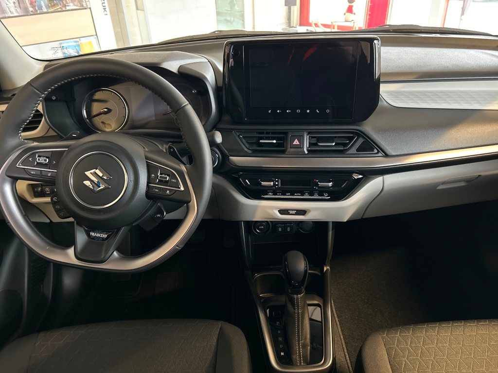 SUZUKI Swift 1.2 Tradizio Top Hybrid, Hybride Léger Essence/Électricité, Voiture nouvelle, Automatique - 6