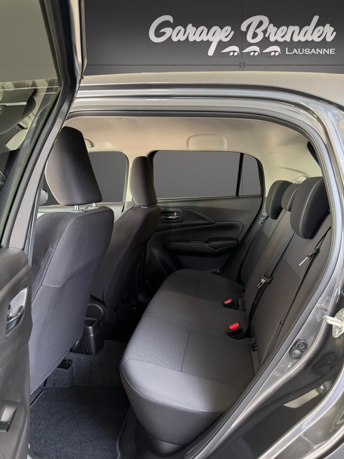 SUZUKI Swift 1.2 Sakura Hybrid, Hybride Léger Essence/Électricité, Voiture nouvelle, Automatique - 3