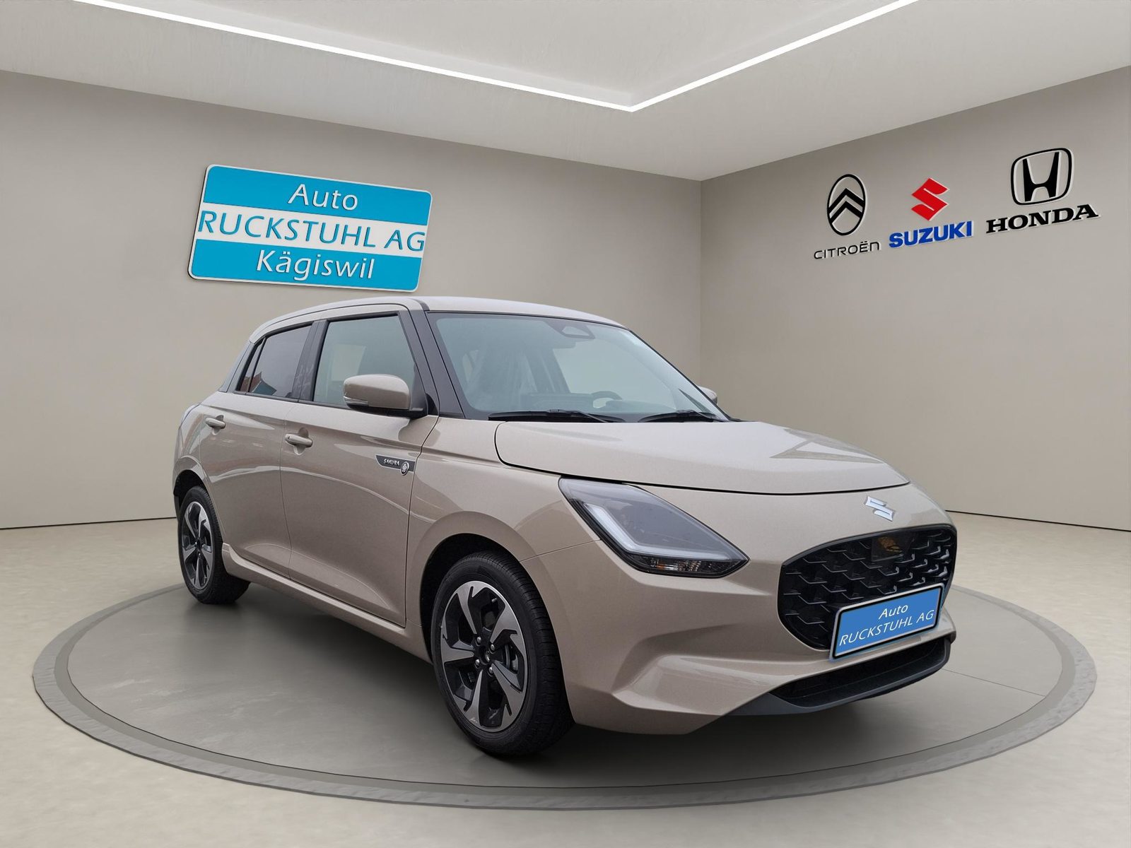 SUZUKI Swift 1.2 Sakura Top Hybrid Automat, Hybride Leggero Benzina/Elettrica, Auto nuove, Automatico - 2