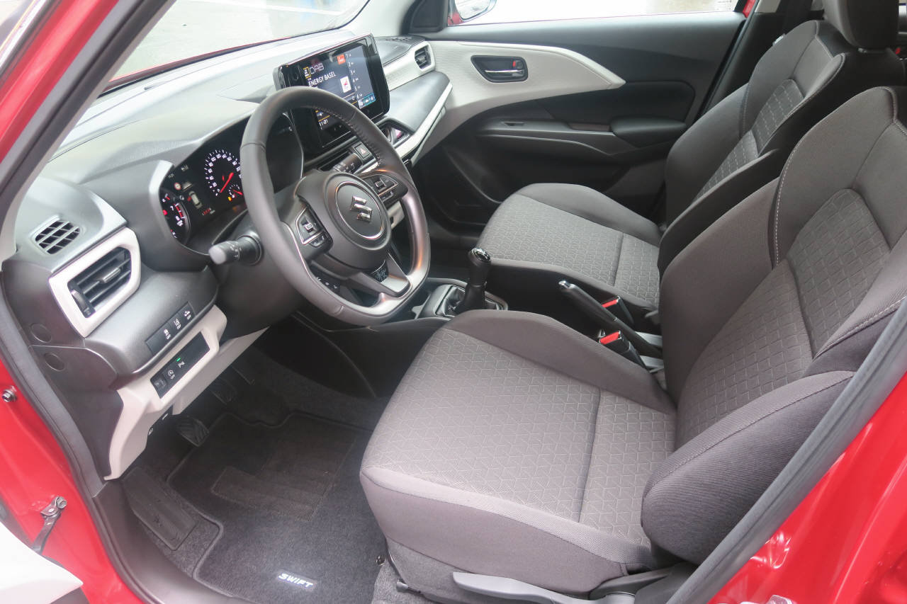 SUZUKI Swift 1.2 Sakura Hybrid 4x4, Mild-Hybrid Petrol/Electric, New car, Manual - 4