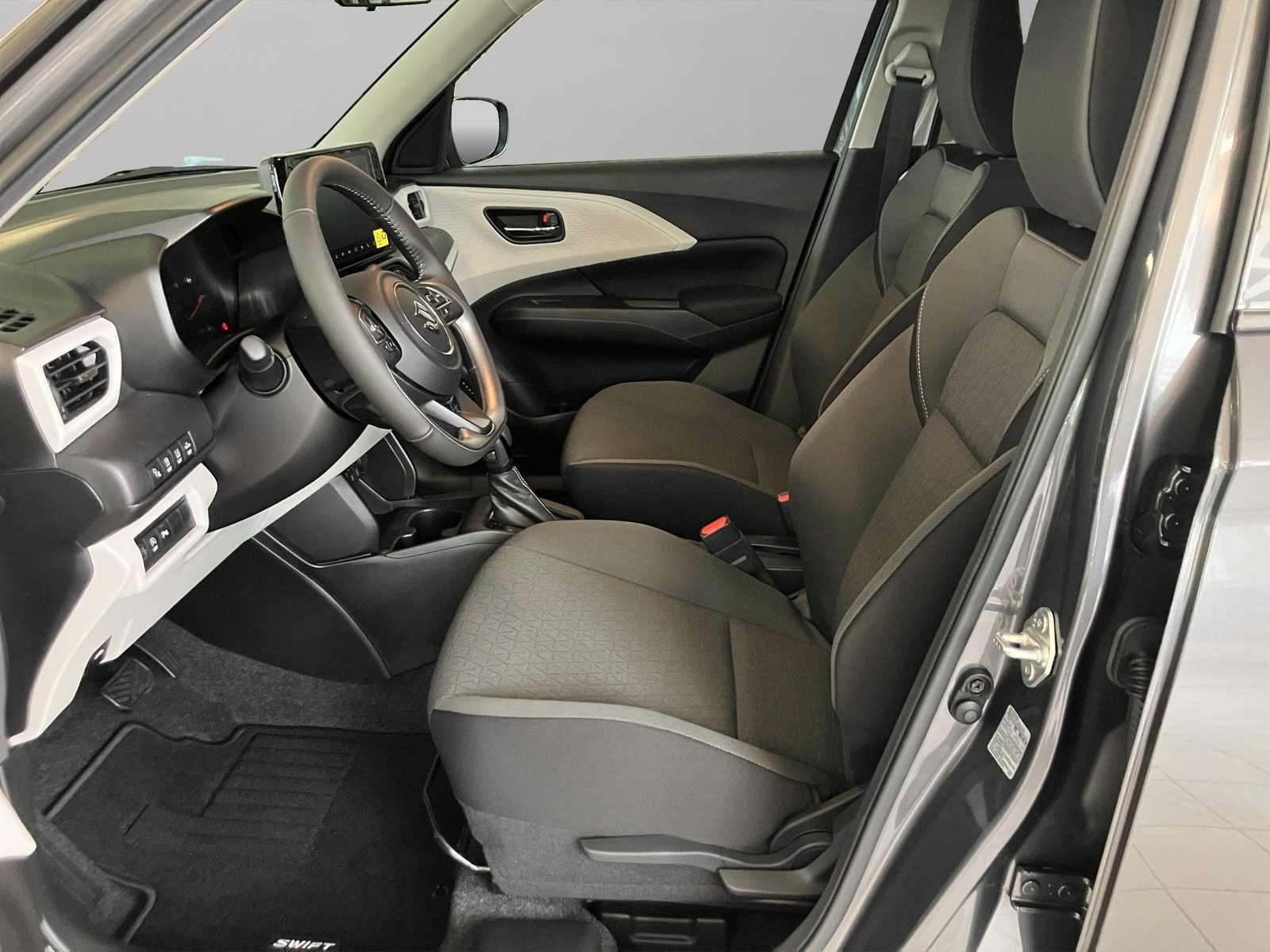SUZUKI Swift 1.2 Sakura Hybrid Aut., Hybride Léger Essence/Électricité, Voiture nouvelle, Automatique - 5