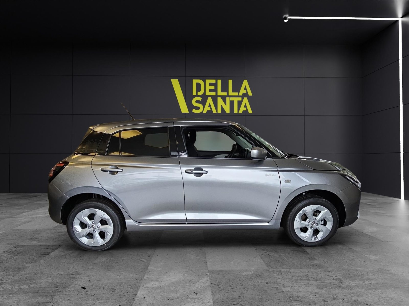 SUZUKI Swift 1.2 Tradizio Hybrid 4x4, Hybride Léger Essence/Électricité, Voiture nouvelle, Manuelle - 6