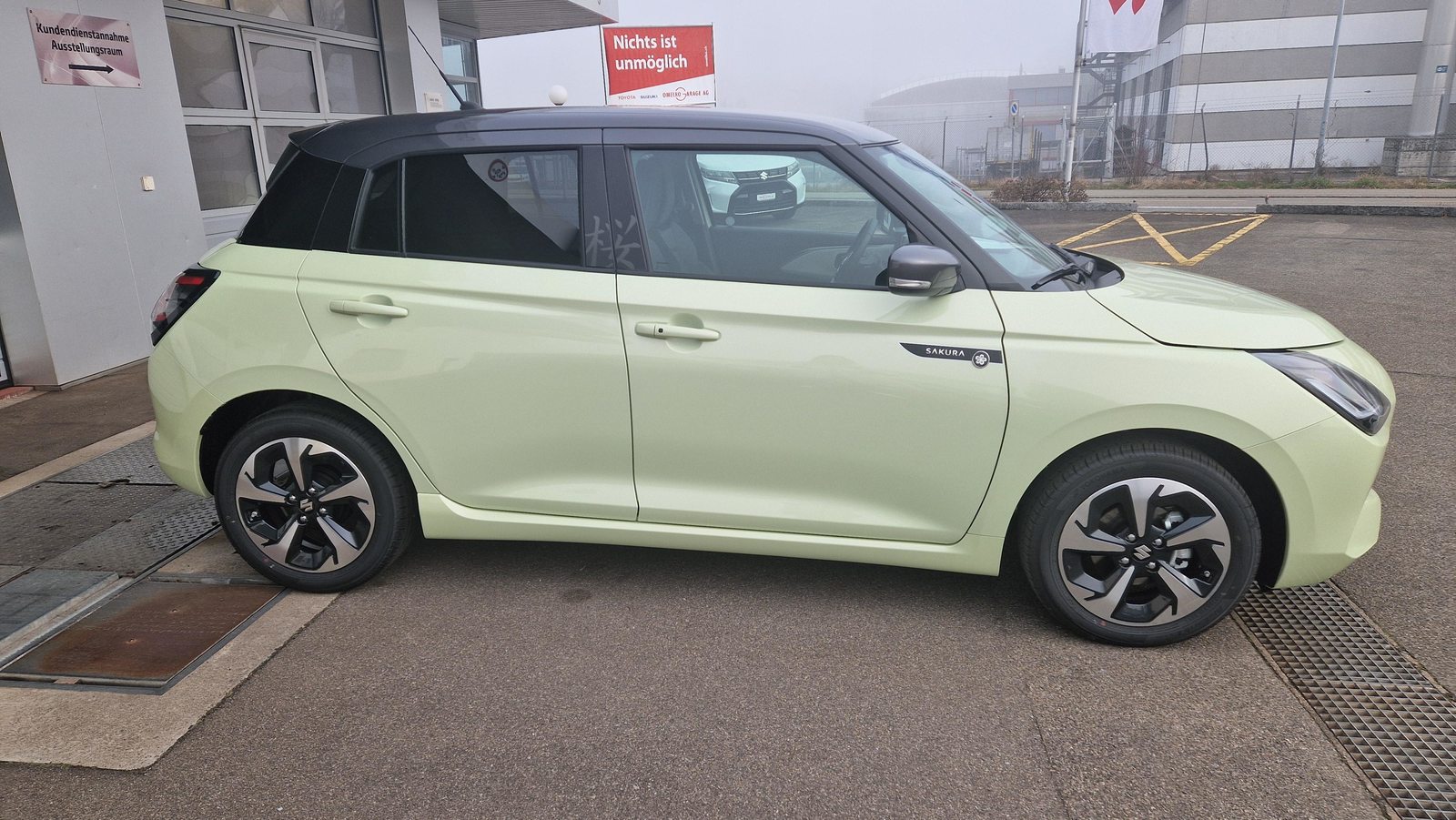 SUZUKI Swift 1.2 Sakura Top Hybrid, Hybride Léger Essence/Électricité, Voiture nouvelle, Automatique - 3
