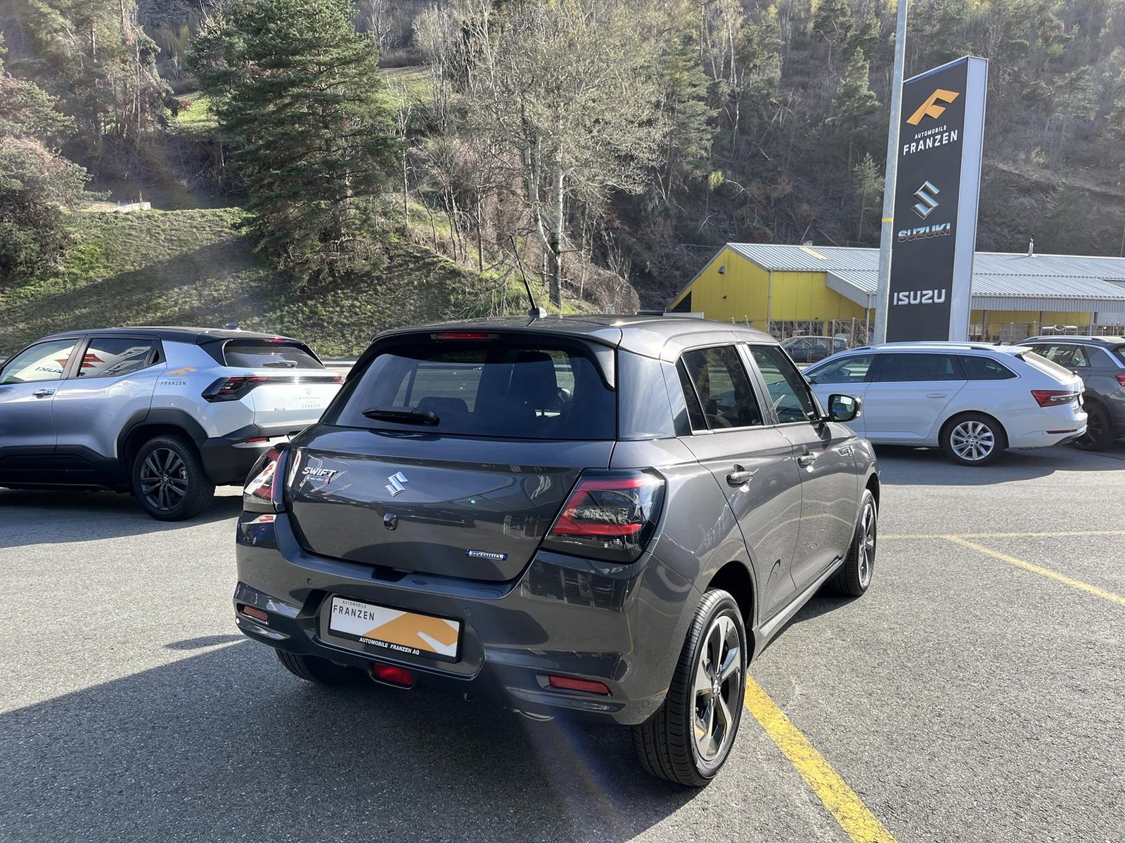 SUZUKI Swift 1.2 Sakura Top Hybrid 4x4, Hybride Leggero Benzina/Elettrica, Auto nuove, Manuale - 4