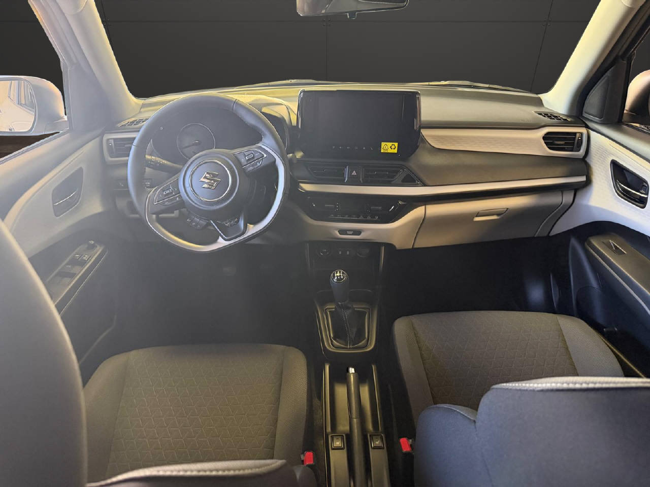SUZUKI Swift 1.2 Sakura Hybrid 4x4, Hybride Léger Essence/Électricité, Voiture nouvelle, Manuelle - 4