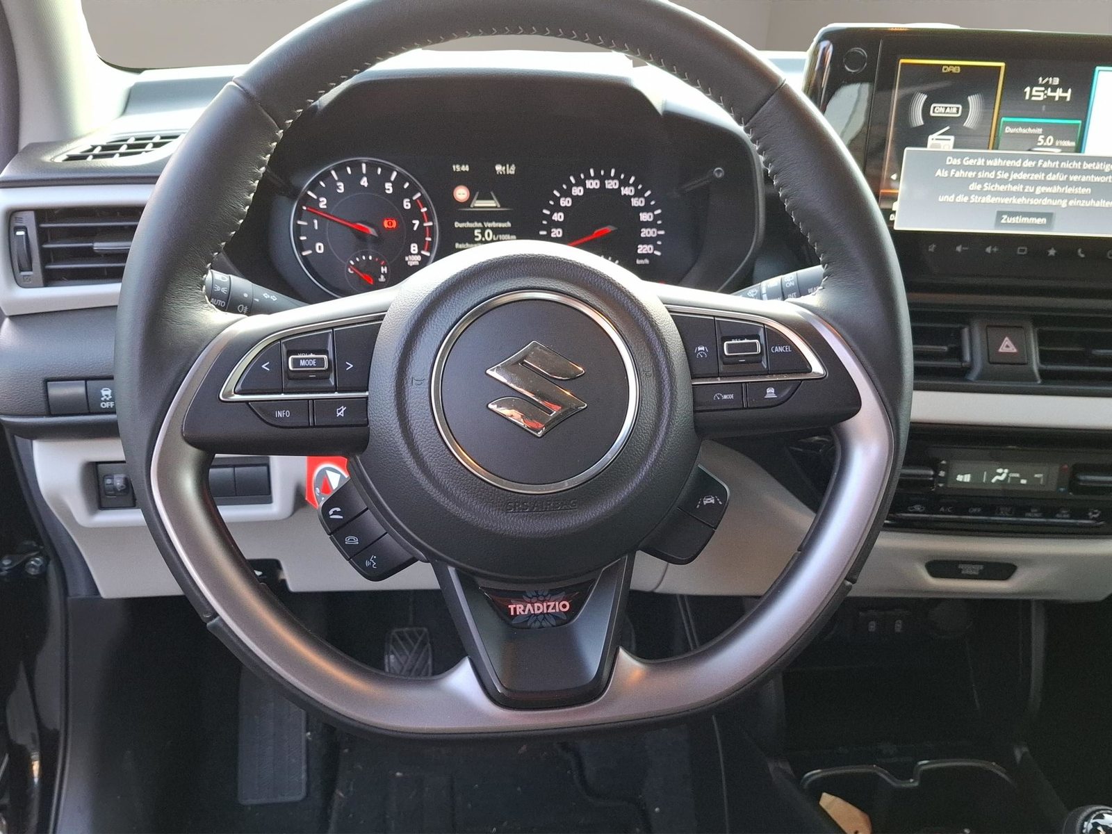 SUZUKI Swift 1.2 Tradizio Hybrid 4x4, Hybride Léger Essence/Électricité, Voiture nouvelle, Manuelle - 7