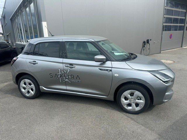 SUZUKI Swift 1.2 Sakura Hybrid 4x4, Hybride Léger Essence/Électricité, Voiture nouvelle, Manuelle - 3