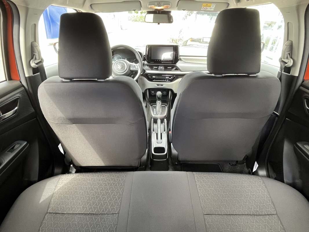 SUZUKI Swift 1.2 Sakura Top Hybrid, Hybride Leggero Benzina/Elettrica, Auto nuove, Automatico - 6