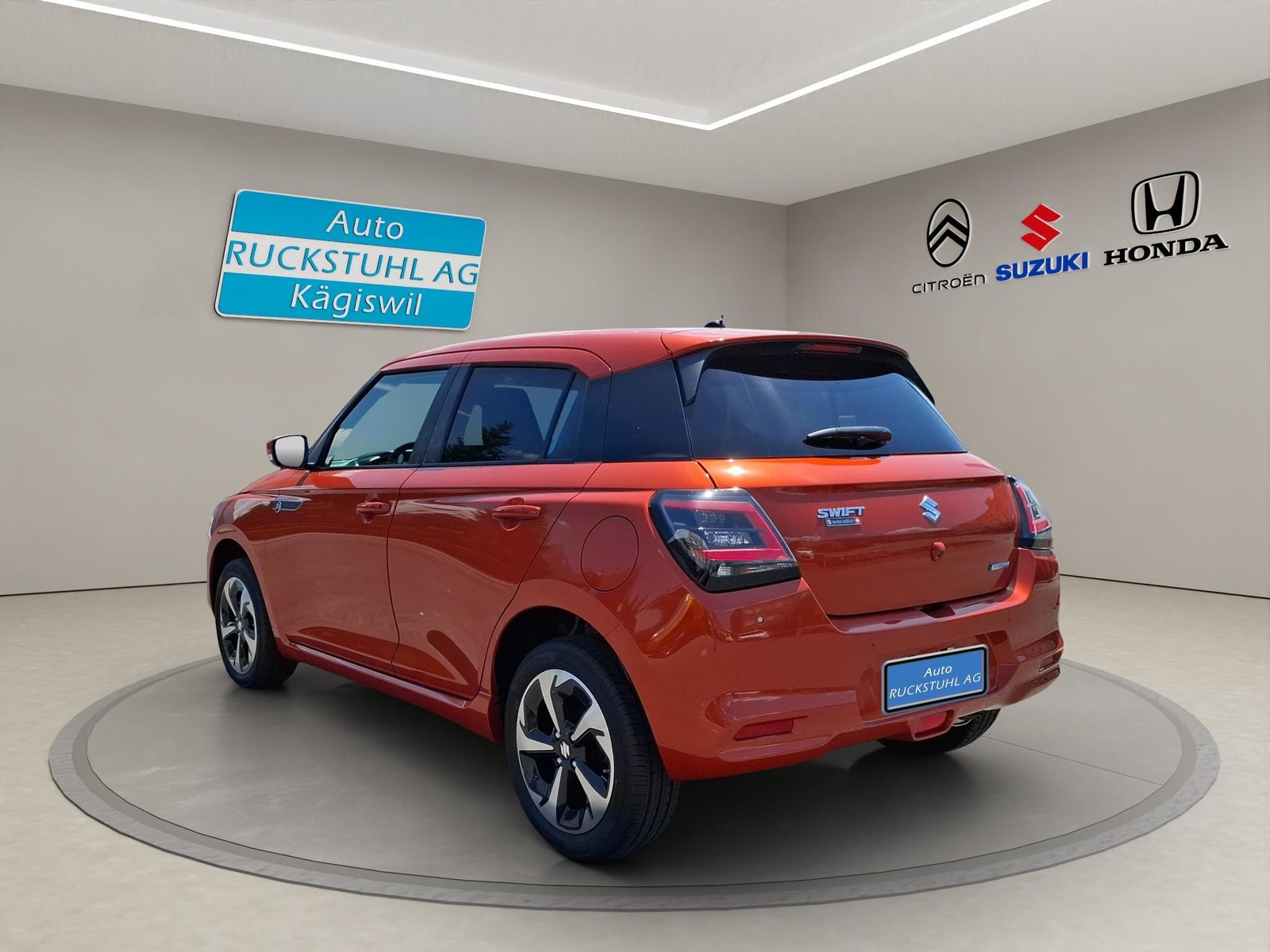 SUZUKI Swift 1.2 Tradizio Top Hybrid 4x4, Mild-Hybrid Petrol/Electric, New car, Manual - 5