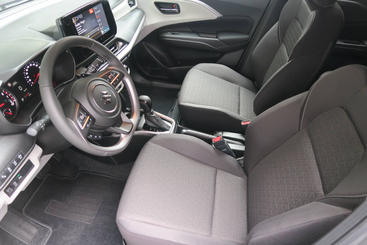 SUZUKI Swift 1.2 Compact Top Hybrid CVT, Mild-Hybrid Benzin/Elektro, Neuwagen, Automatik - 4