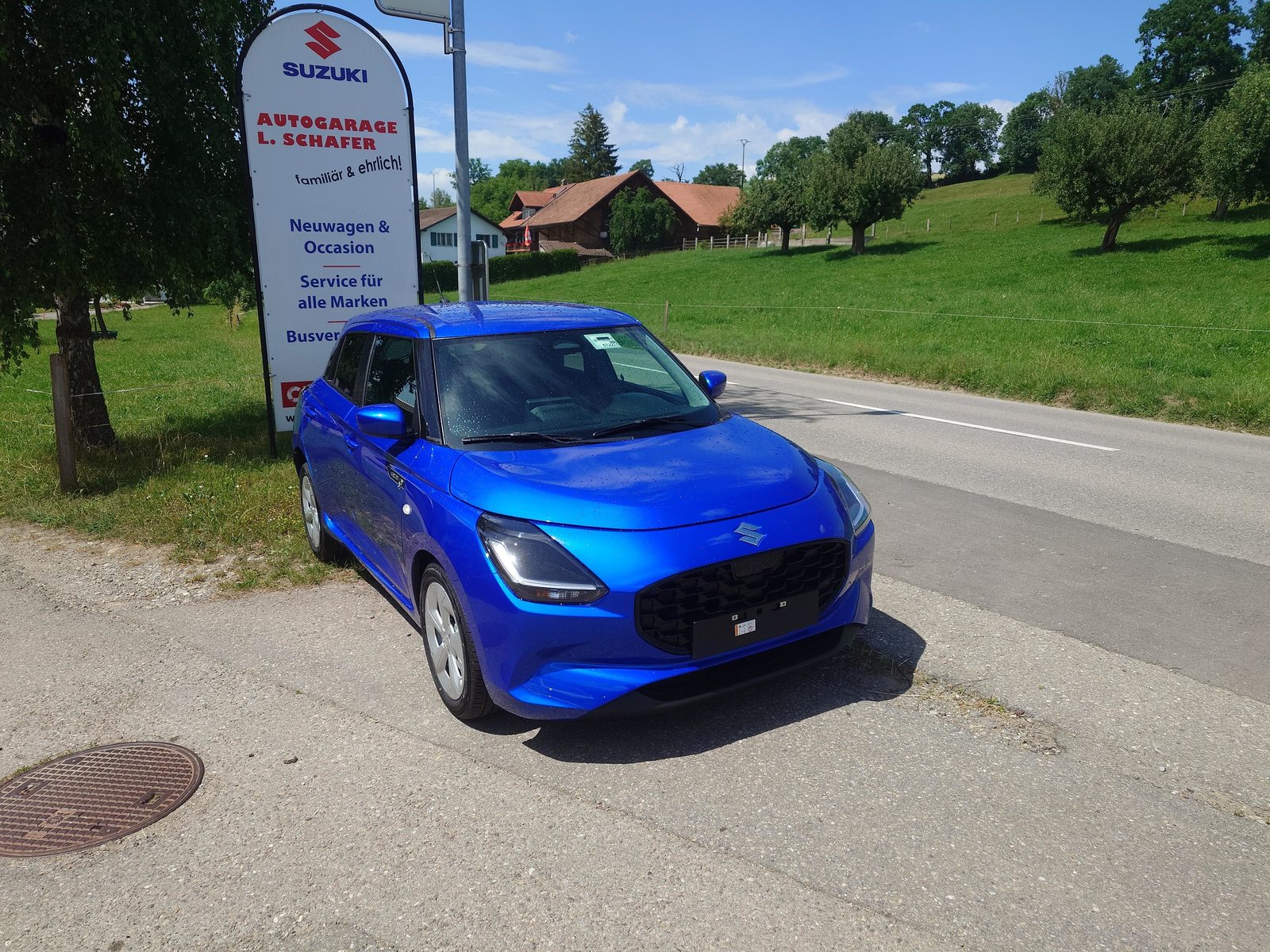 SUZUKI Swift 1.2 Sakura Hybrid