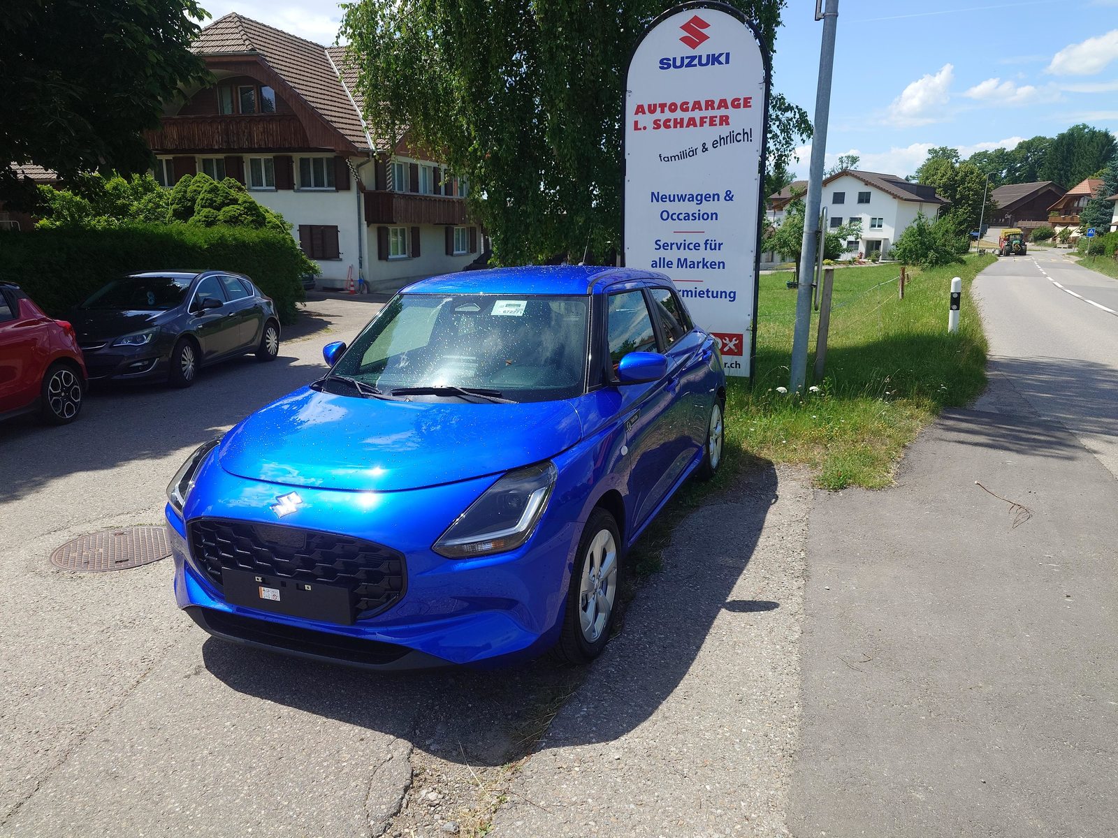 SUZUKI Swift 1.2 Sakura Hybrid, Mild-Hybrid Petrol/Electric, New car, Automatic - 2