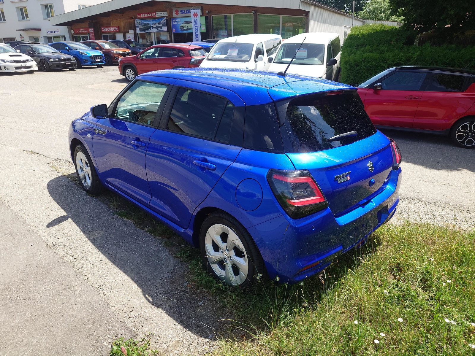 SUZUKI Swift 1.2 Sakura Hybrid, Mild-Hybrid Petrol/Electric, New car, Automatic - 3