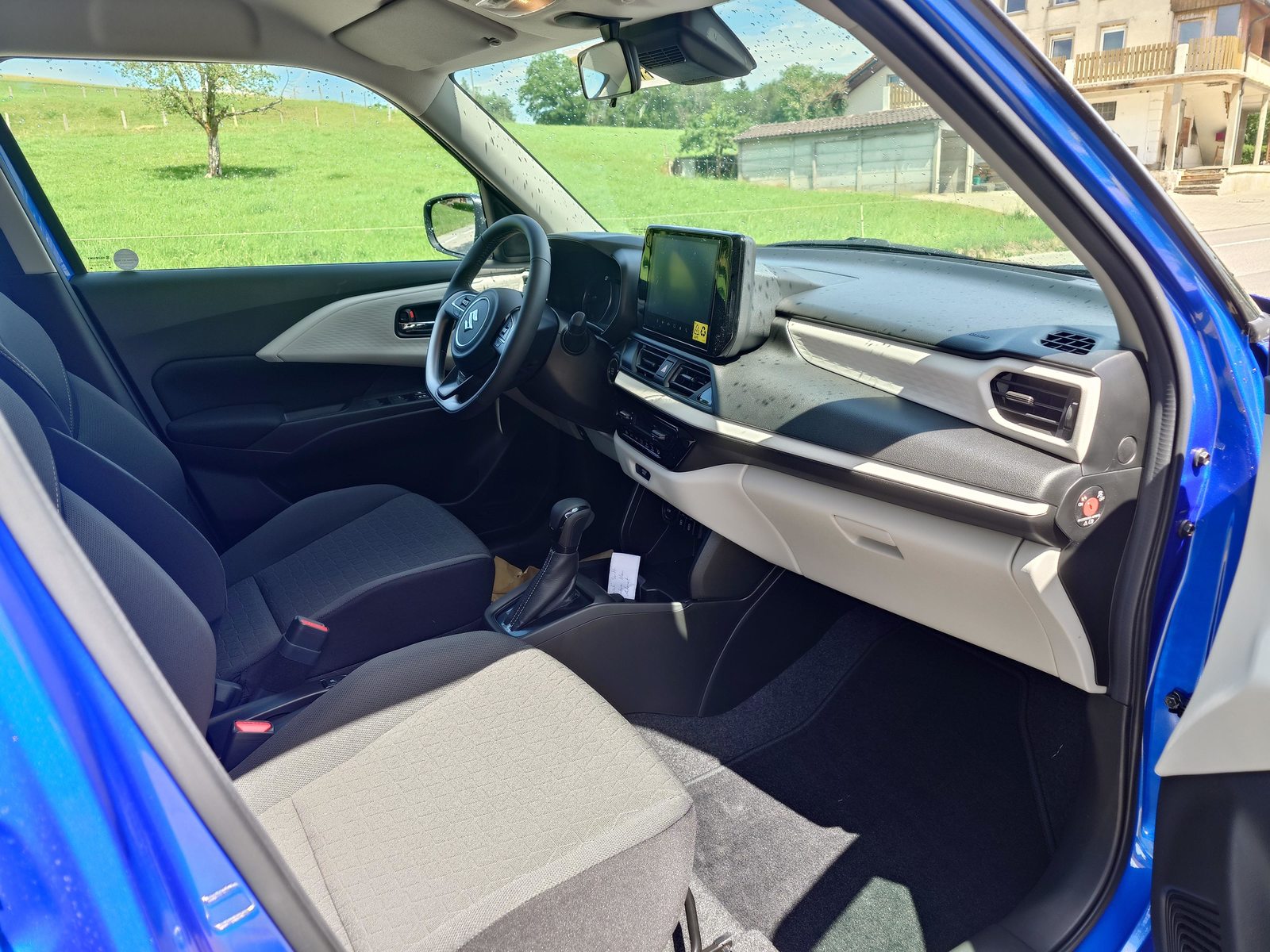 SUZUKI Swift 1.2 Sakura Hybrid, Mild-Hybrid Petrol/Electric, New car, Automatic - 7