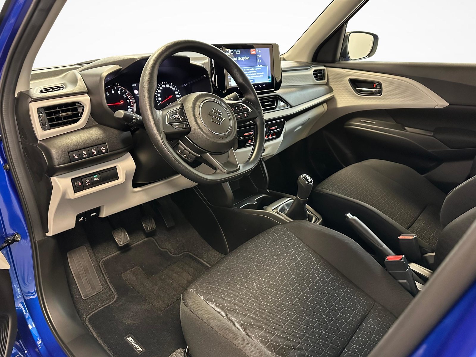 SUZUKI Swift 1.2 Unico Hybrid, Mild-Hybrid Benzin/Elektro, Neuwagen, Handschaltung - 4