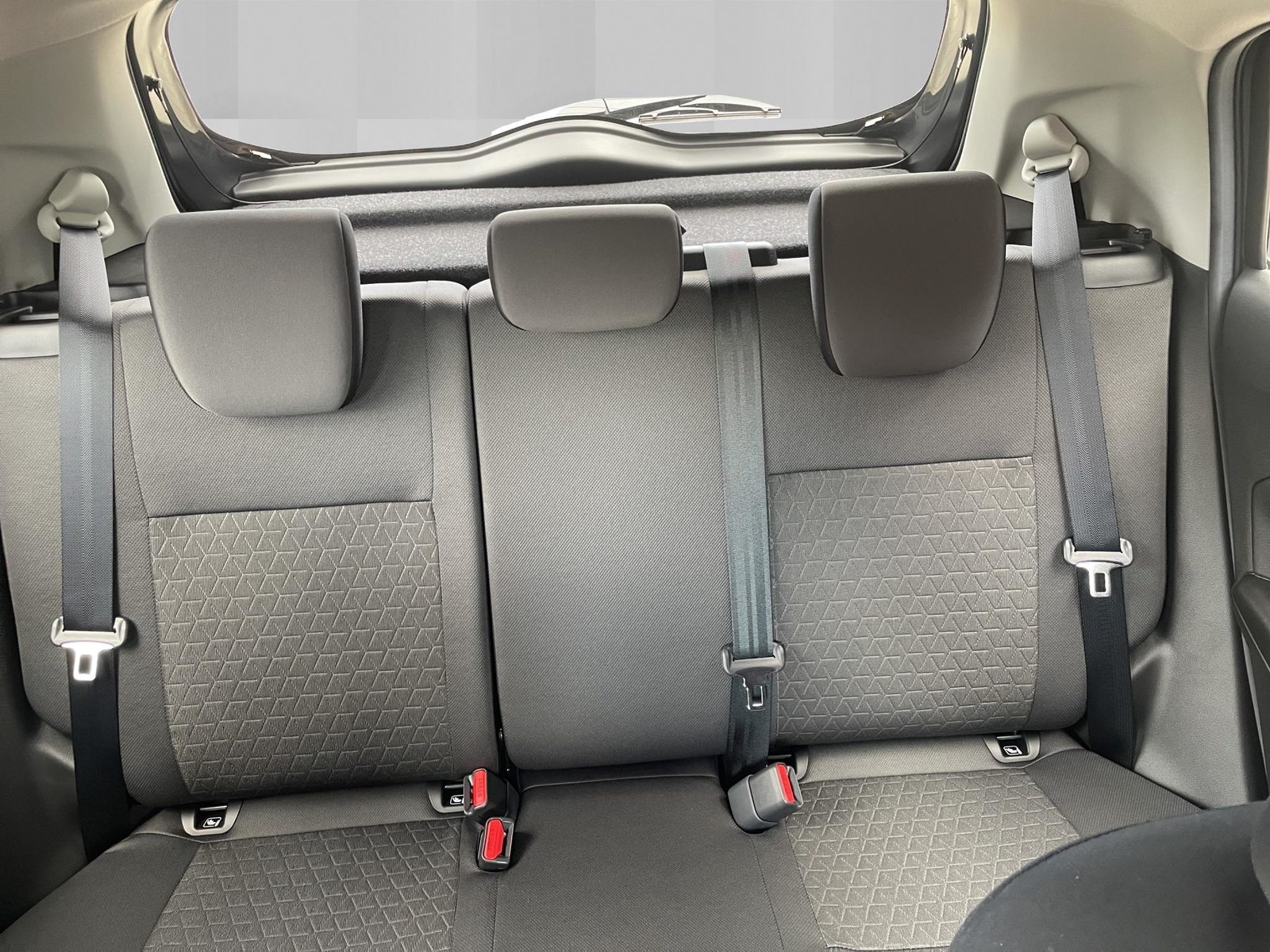SUZUKI Swift 1.2 Sakura Top Hybrid, Mild-Hybrid Benzin/Elektro, Neuwagen, Automatik - 7