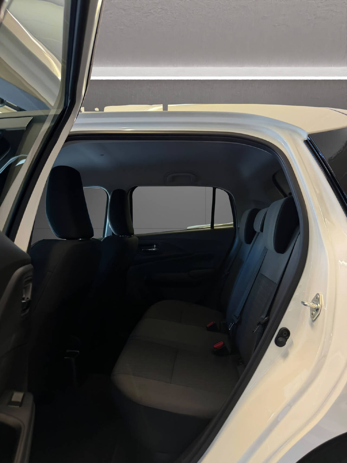 SUZUKI Swift 1.2 Compact Top Hybrid, Mild-Hybrid Petrol/Electric, New car, Automatic - 4