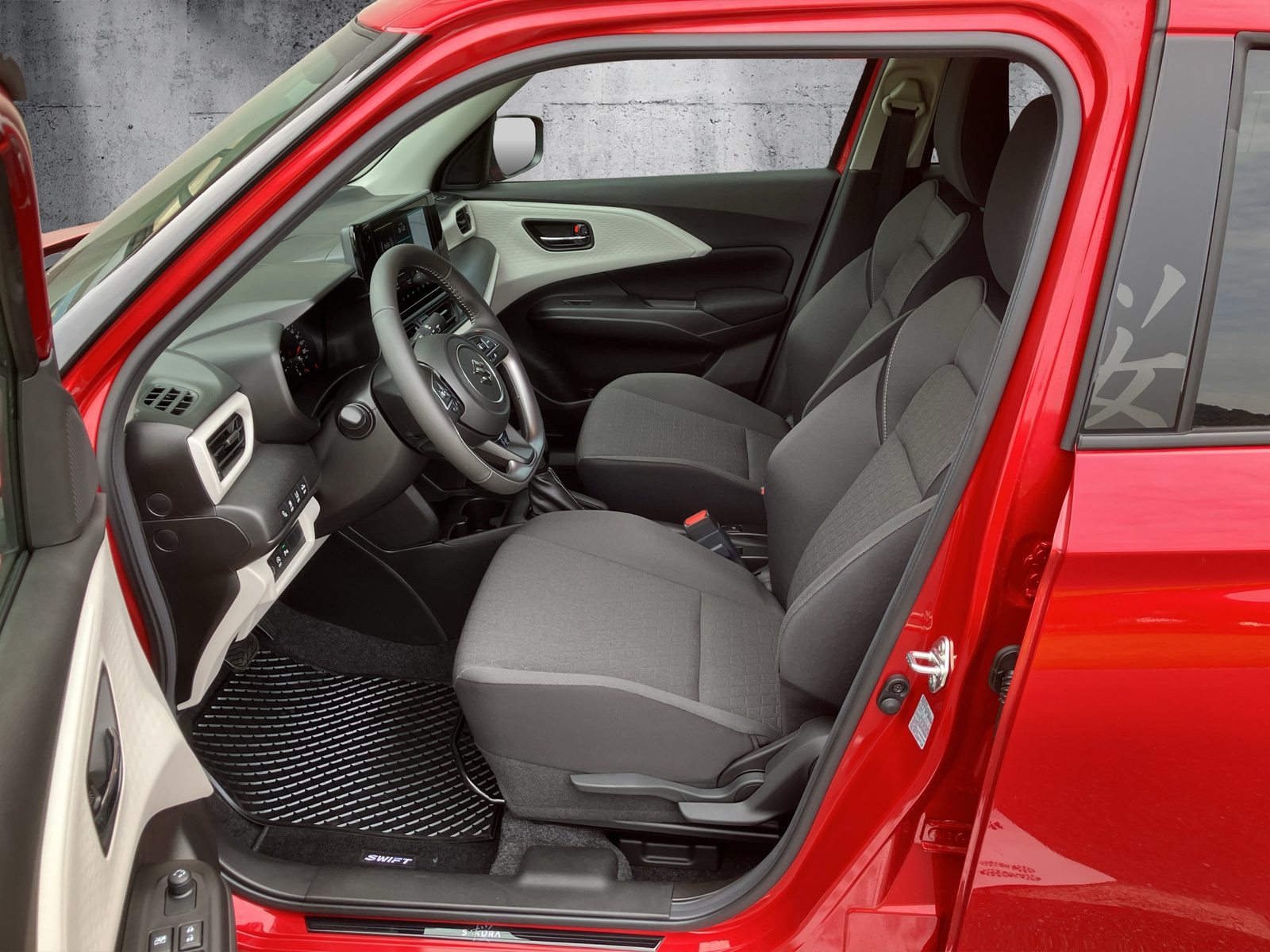 SUZUKI Swift 1.2 Sakura Hybrid, Hybride Léger Essence/Électricité, Voiture nouvelle, Automatique - 6