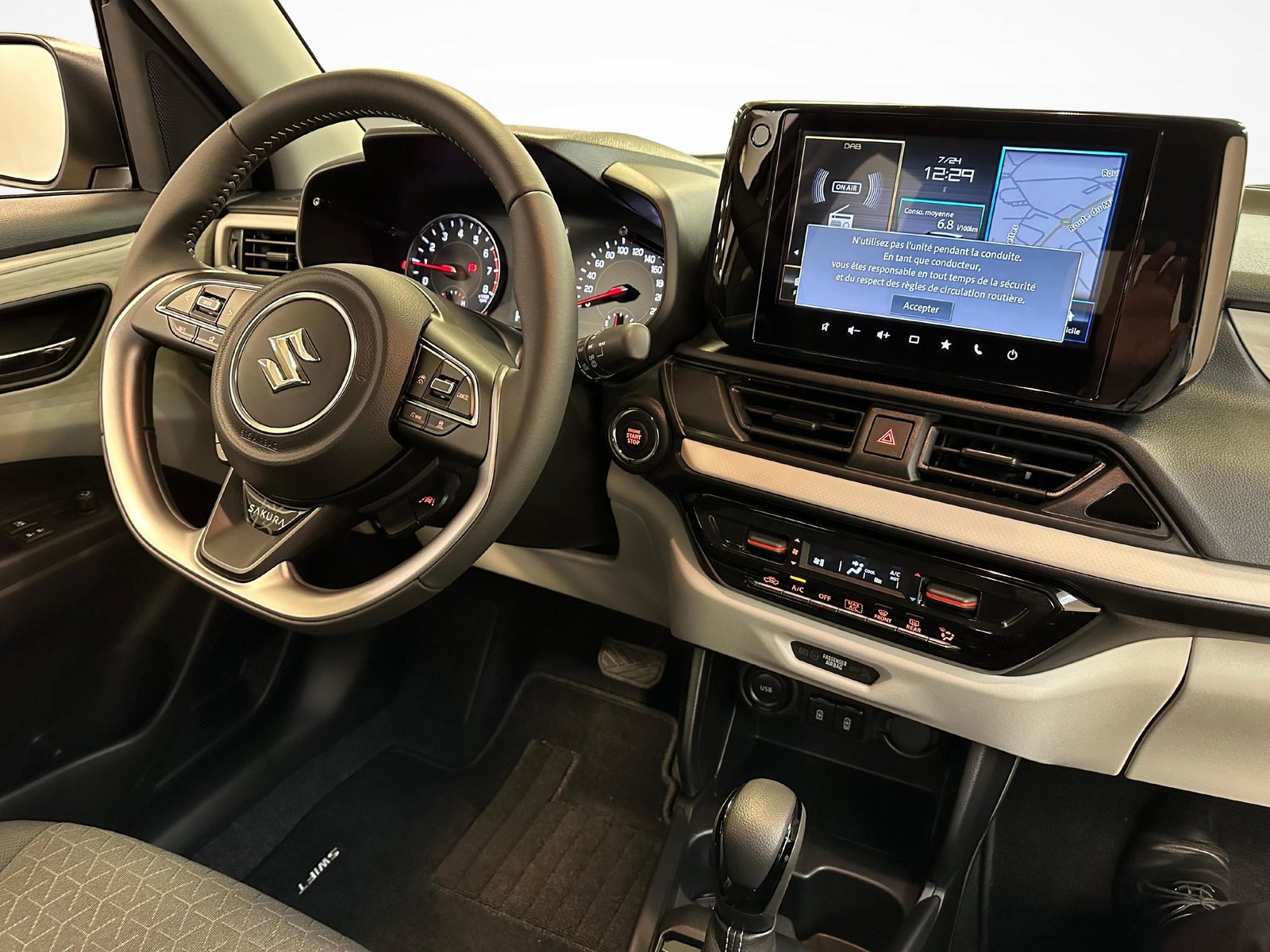 SUZUKI Swift 1.2 Sakura Hybrid, Mild-Hybrid Benzin/Elektro, Neuwagen, Automatik - 6