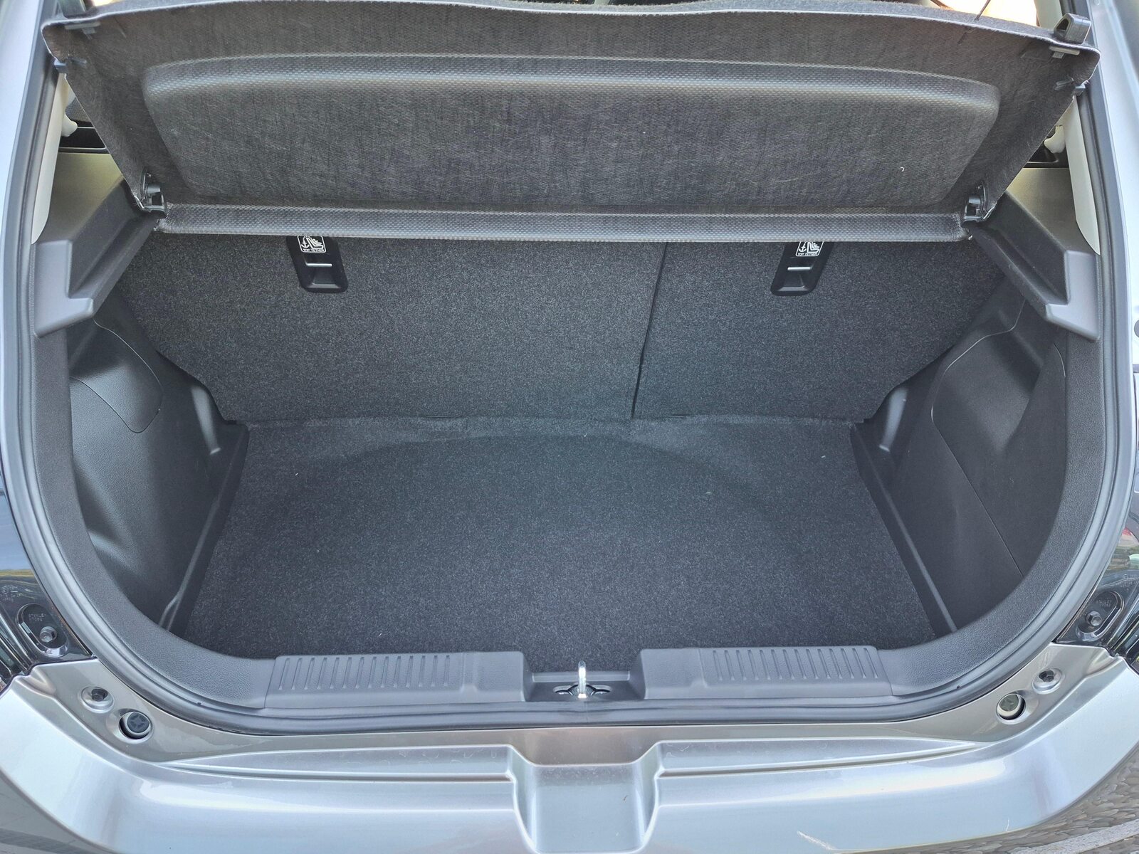 SUZUKI Swift 1.2 Compact+ Hybrid, Mild-Hybrid Benzin/Elektro, Neuwagen, Automatik - 7