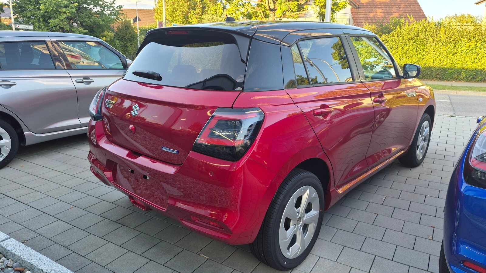 SUZUKI Swift 1.2 Sakura Hybrid 4x4, Mild-Hybrid Benzin/Elektro, Neuwagen, Handschaltung - 4