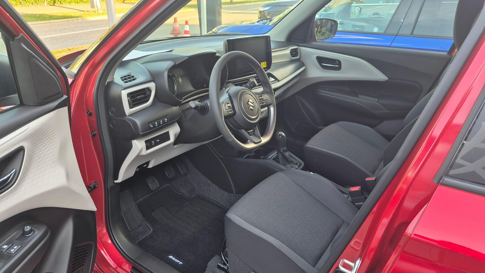 SUZUKI Swift 1.2 Sakura Hybrid 4x4, Mild-Hybrid Benzin/Elektro, Neuwagen, Handschaltung - 6