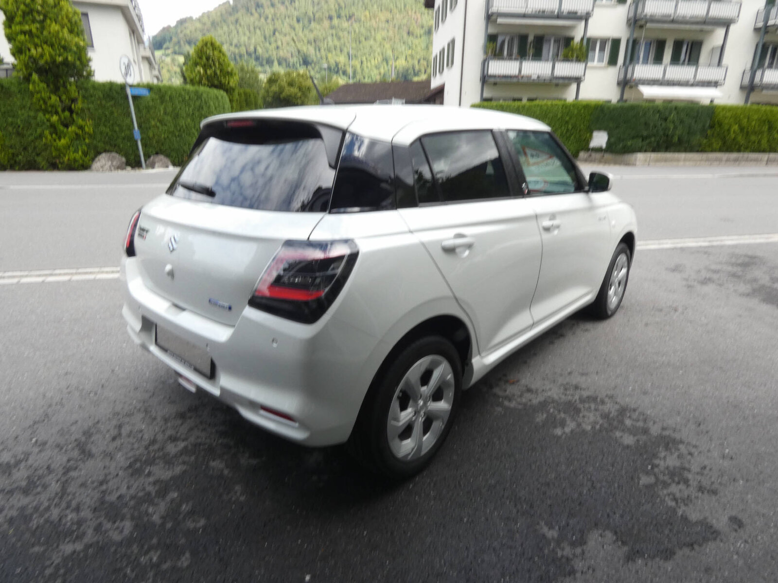 SUZUKI Swift 1.2 Piz Sulai Hybrid 4x4, Hybride Léger Essence/Électricité, Voiture nouvelle, Manuelle - 4
