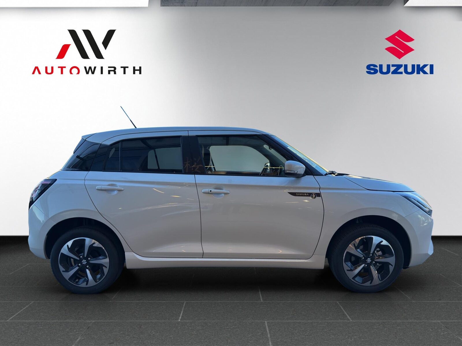 SUZUKI Swift 1.2 Sakura Top Hybrid 4x4, Hybride Léger Essence/Électricité, Voiture nouvelle, Manuelle - 4