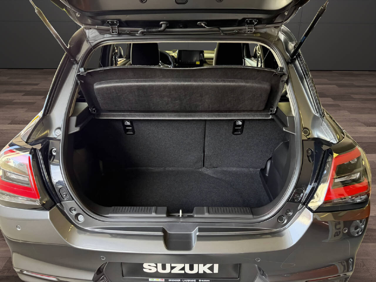 SUZUKI Swift 1.2 Piz Sulai Hybrid 4x4, Hybride Leggero Benzina/Elettrica, Auto nuove, Manuale - 6