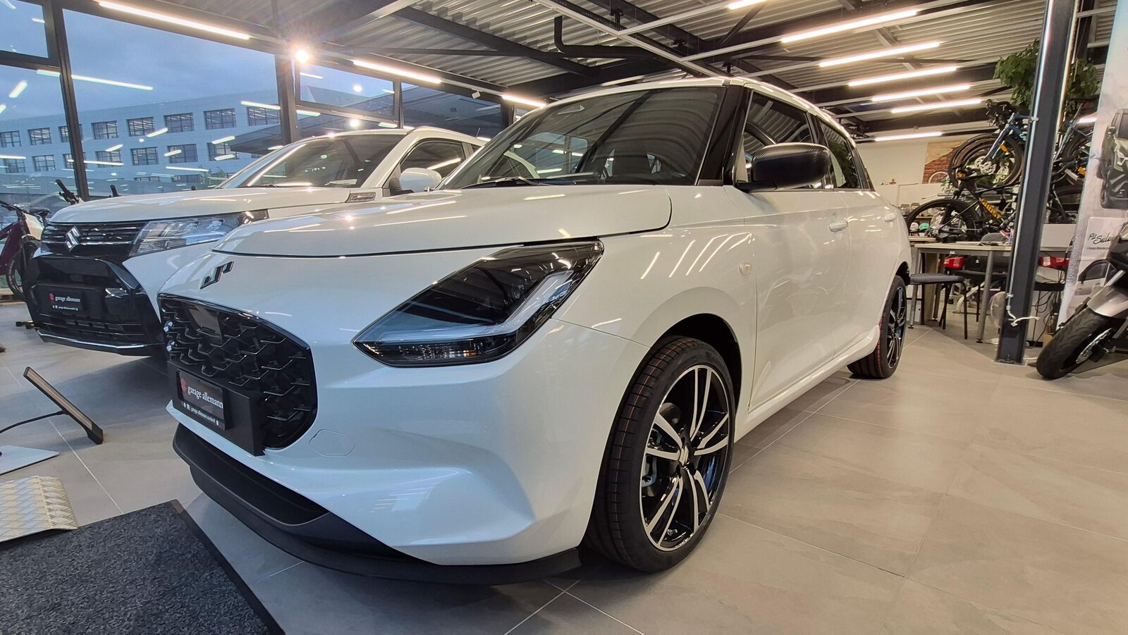 SUZUKI Swift 1.2 Unico Hybrid