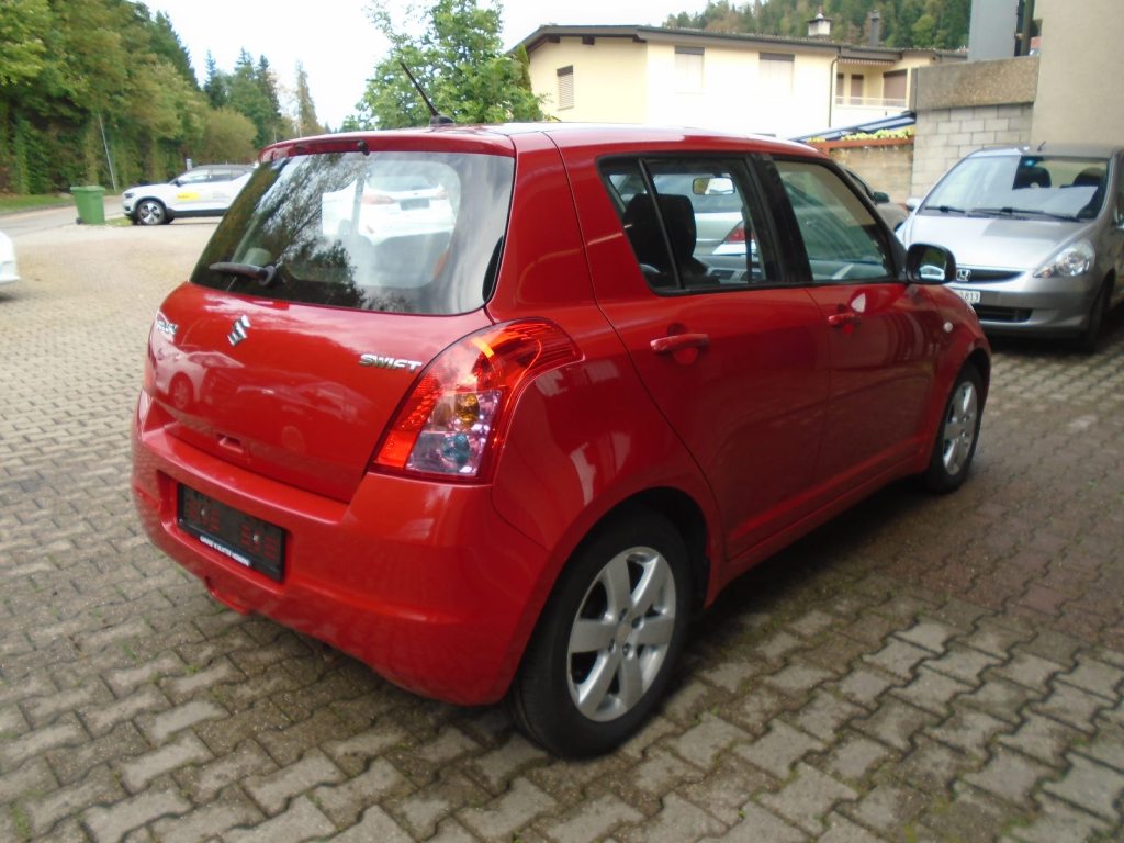 SUZUKI 1.3 GL, Essence, Occasion / Utilisé, Manuelle - 3