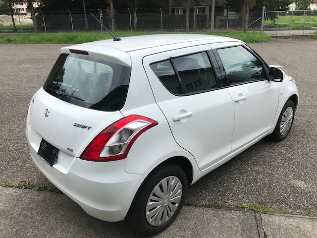 SUZUKI Swift 1.2 4x4, Essence, Occasion / Utilisé, Manuelle - 5